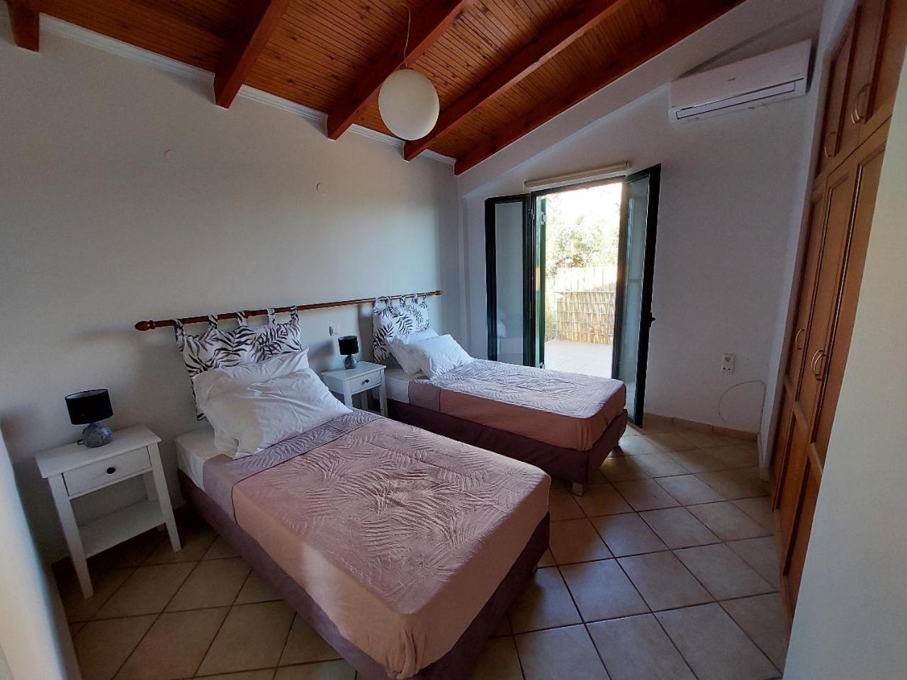 Villa Near Seitan Beach Khordhákion Extérieur photo
